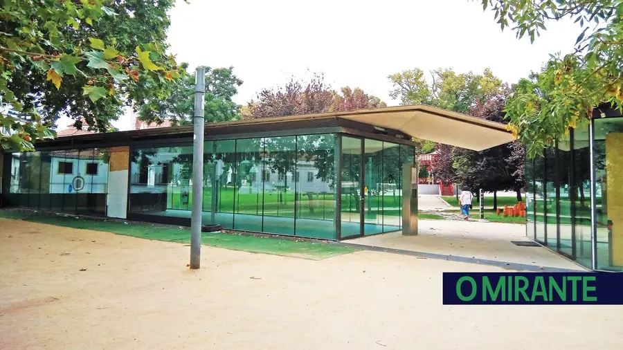 Cafetaria do Jardim da República com problemas de “elevado risco” Cafetaria do Jardim da República com problemas de “elevado risco”