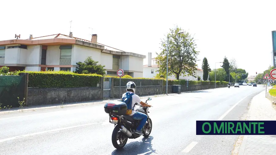 Póvoa de Santa Iria vai ter nova urbanização entre a EN 10 e a Linha do Norte Póvoa de Santa Iria vai ter nova urbanização entre a EN 10 e a Linha do Norte