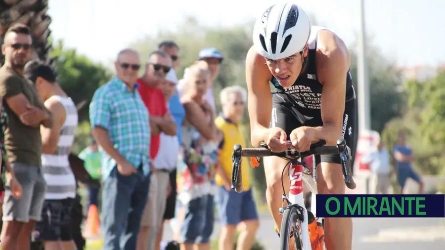 Escola de Triatlo de Torres Novas com dois campeões nacionais Escola de Triatlo de Torres Novas com dois campeões nacionais