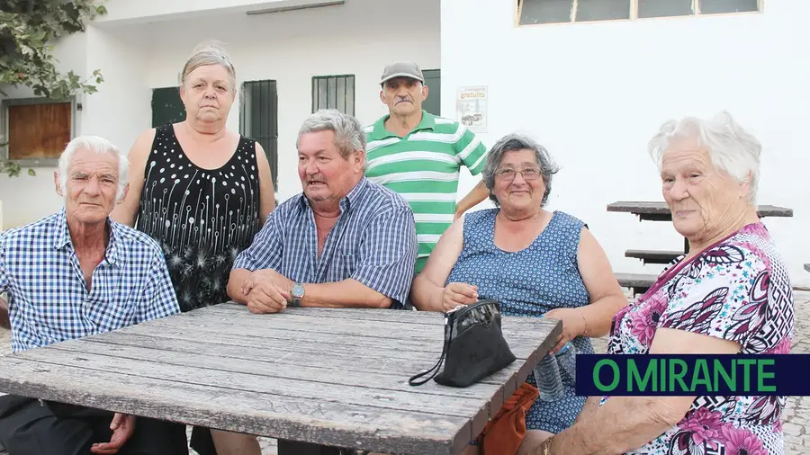 Casas de banho públicas de Arcena só em horário de expediente