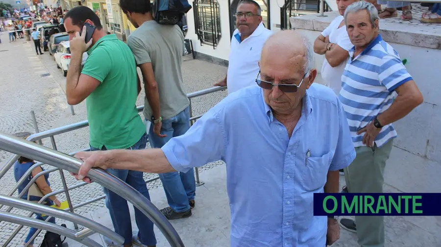 Pai de Rosa Grilo sentiu-se mal nas imediações do tribunal Pai de Rosa Grilo sentiu-se mal nas imediações do tribunal