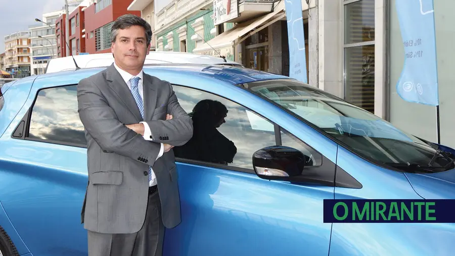 Roques Vale do Tejo é a distribuidora mais antiga da marca Renault Roques Vale do Tejo é a distribuidora mais antiga da marca Renault