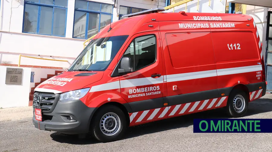Bombeiros Municipais de Santarém com nova ambulância de socorro