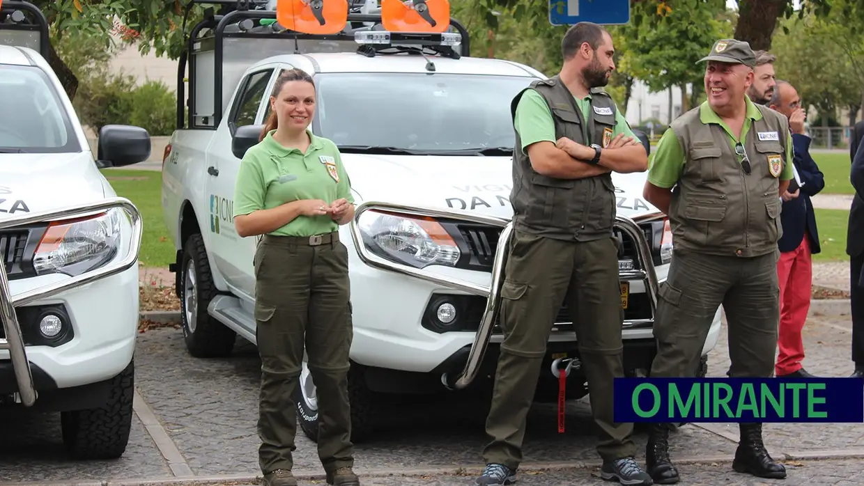 Ministro do Ambiente entrega viaturas a Vigilantes da Natureza em Torres Novas