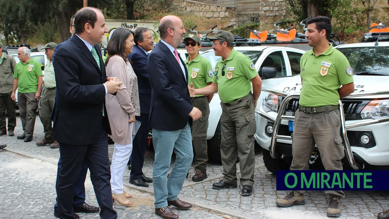Ministro do Ambiente entrega viaturas a Vigilantes da Natureza em Torres Novas