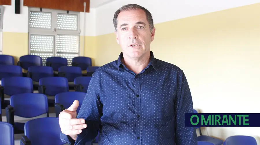 Professores de Aveiras protestam contra cenário que não existe Professores de Aveiras protestam contra cenário que não existe