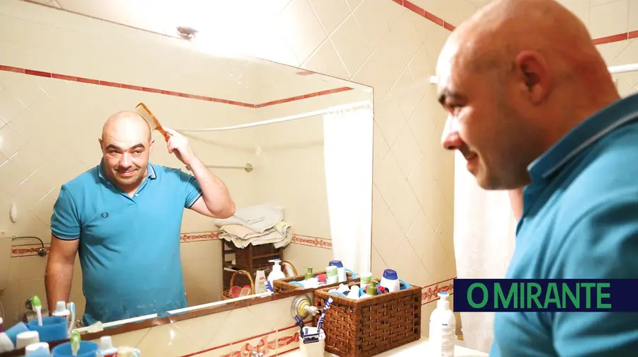 Careca desde um ano de idade por causa de um acidente Careca desde um ano de idade por causa de um acidente