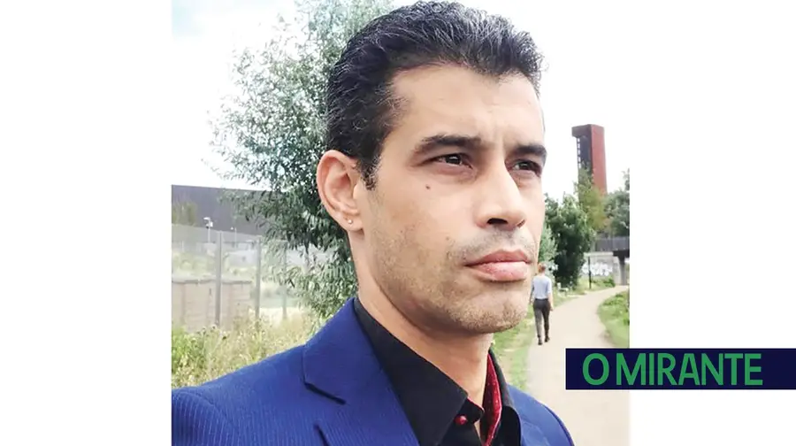Esfaqueado e atropelado mortalmente sem motivo aparente Esfaqueado e atropelado mortalmente sem motivo aparente