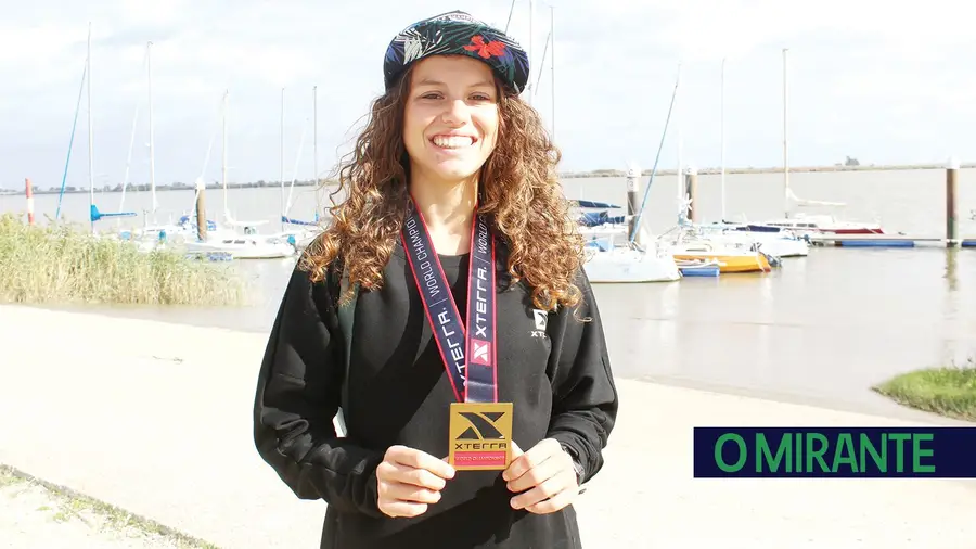 A atleta de Alhandra que quer conhecer o mundo através do triatlo A atleta de Alhandra que quer conhecer o mundo através do triatlo