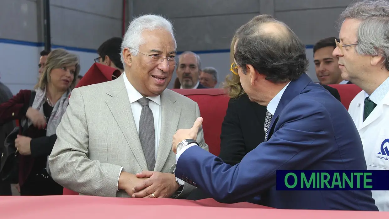 António Costa visita Couro Azul em Alcanena