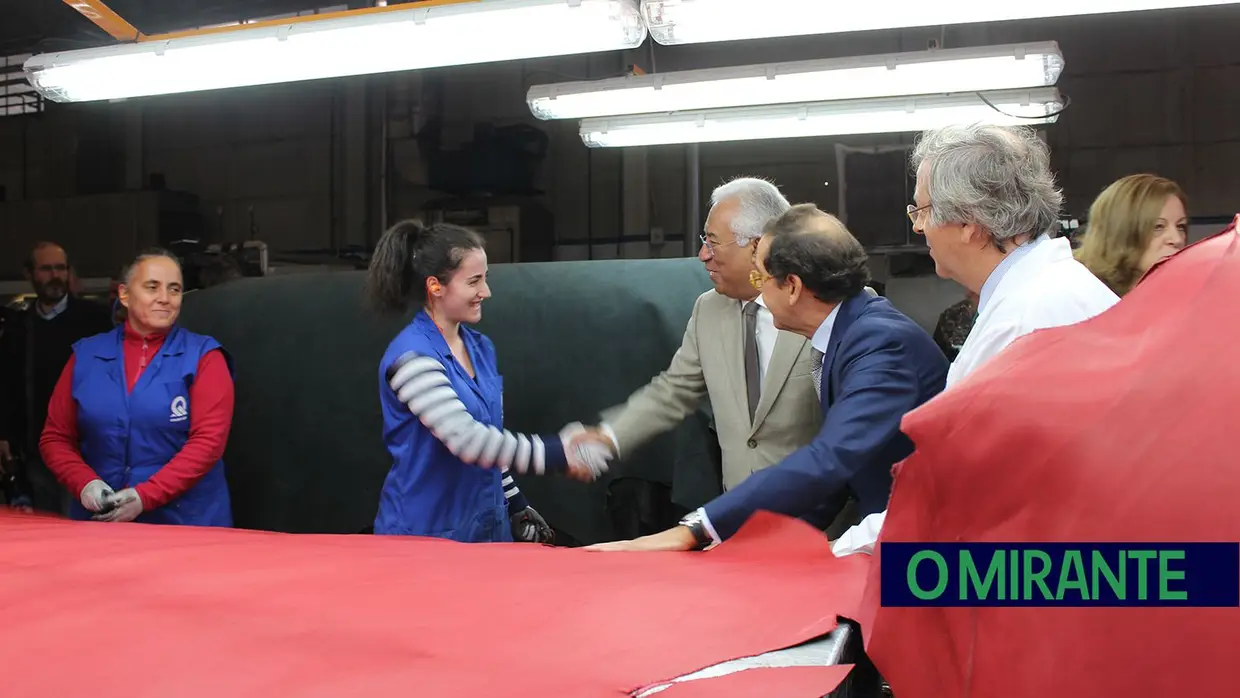 António Costa visita Couro Azul em Alcanena