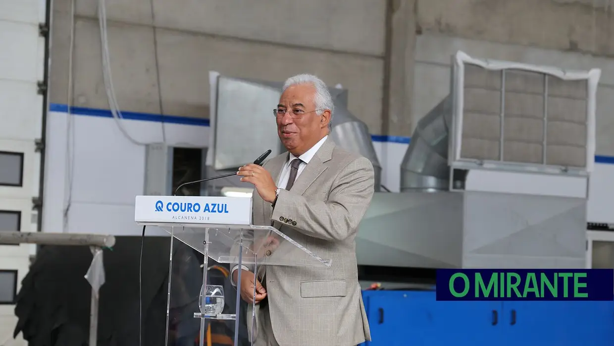 António Costa visita Couro Azul em Alcanena