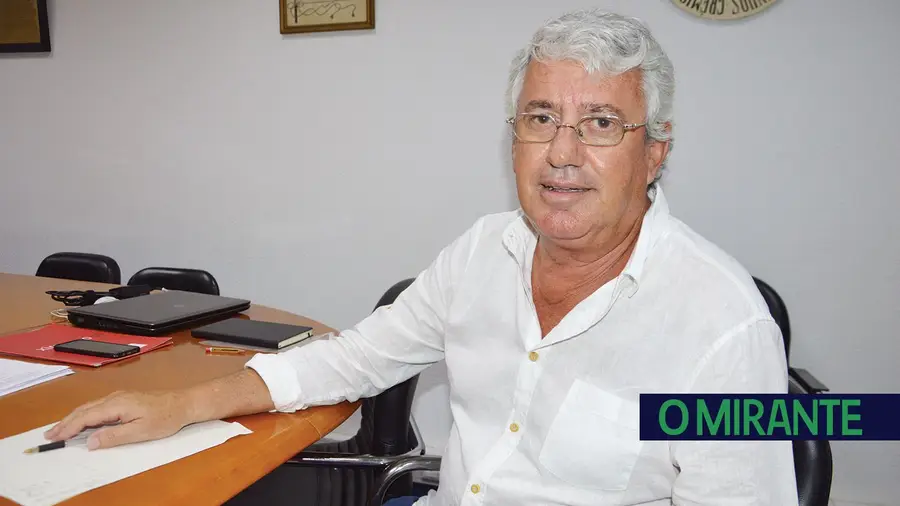 Justificações para desistir da solução Ota não convenceram autarcas nem empresários Justificações para desistir da solução Ota não convenceram autarcas nem empresários