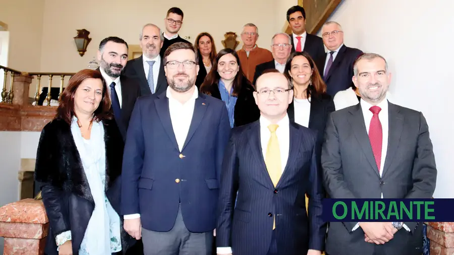 Embaixador da Moldávia reuniu em Santarém com autarcas e empresários