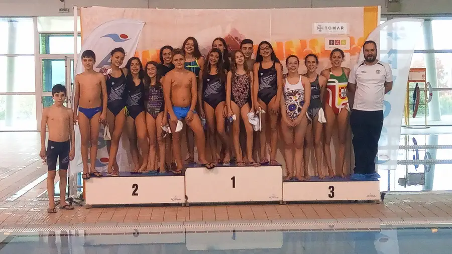 O Clube Náutico de Abrantes fez-se representar por 16 nadadores no Campeonato Distrital