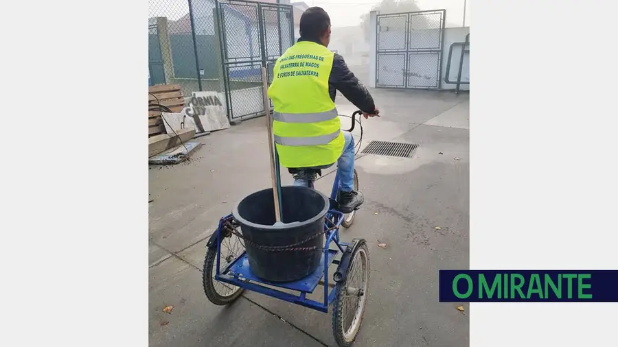 Dar ao pedal. Dar ao pedal.