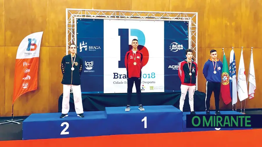 Gabriel Paula campeão nacional de karaté em juniores