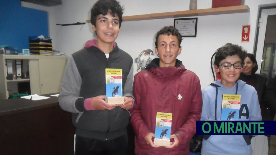 Jovens tenistas de Santarém vencem na Batalha