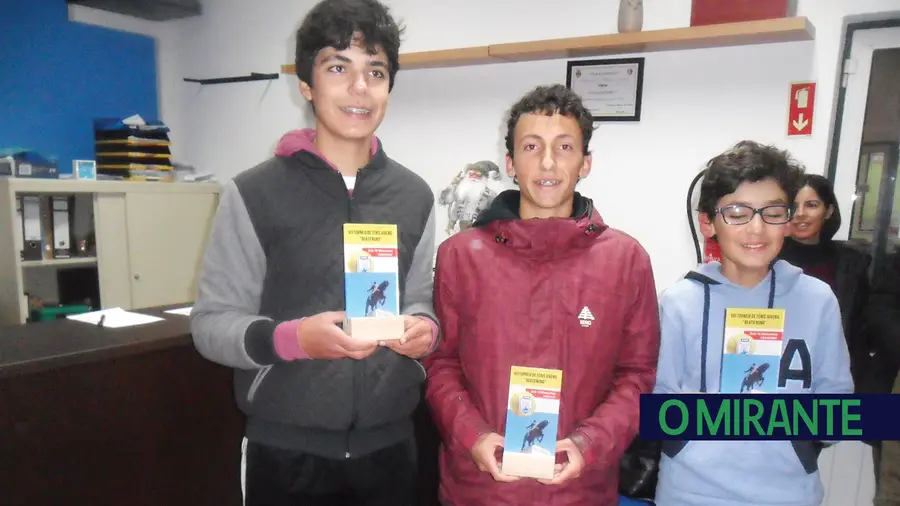 Jovens tenistas de Santarém vencem na Batalha