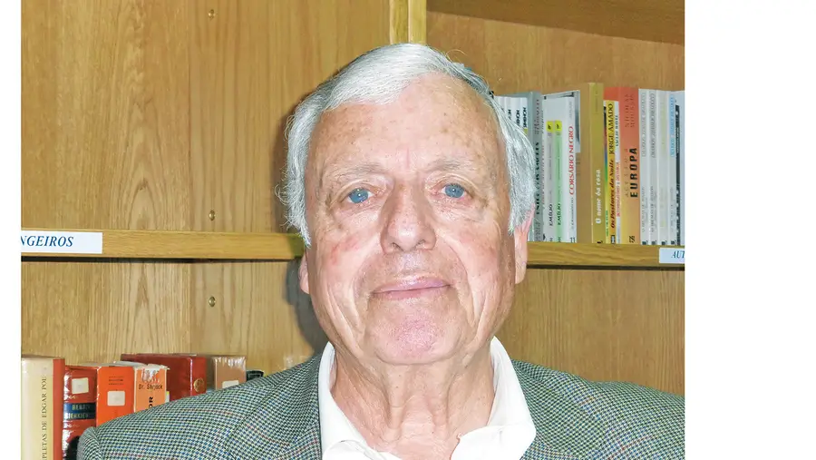 António Carvalho Carreira