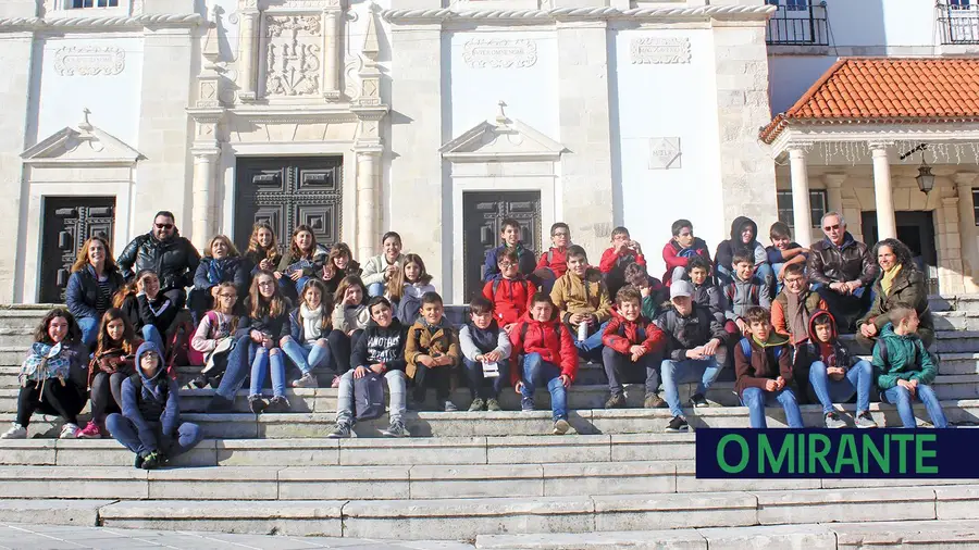 Os alunos do 6º ano da Escola D. Manuel I, em Pernes