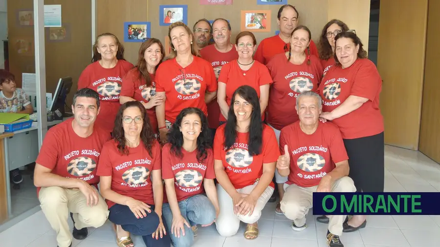 Católicos do “Mais Coração” e grupo evangélico “Abraçar a Cidade” apoiam carenciados Católicos do “Mais Coração” e grupo evangélico “Abraçar a Cidade” apoiam carenciados