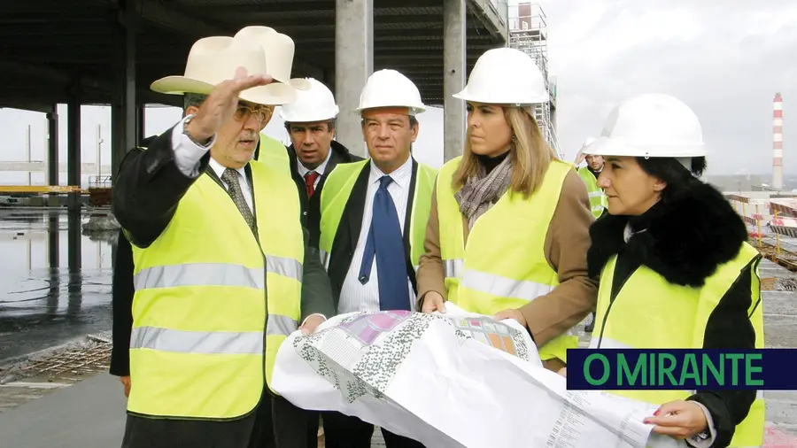 Projecto megalómano da RPP Solar acaba em leilão Projecto megalómano da RPP Solar acaba em leilão