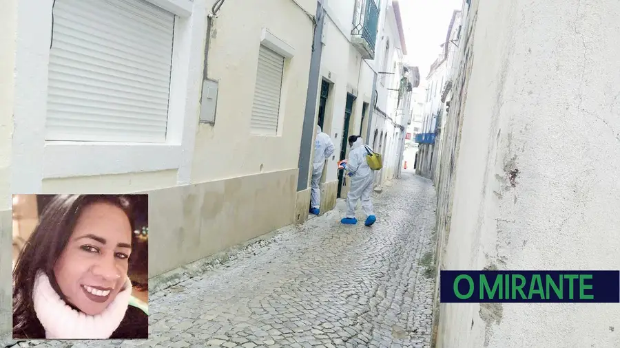 Corpo de brasileira assassinada em Santarém ainda está na morgue Corpo de brasileira assassinada em Santarém ainda está na morgue