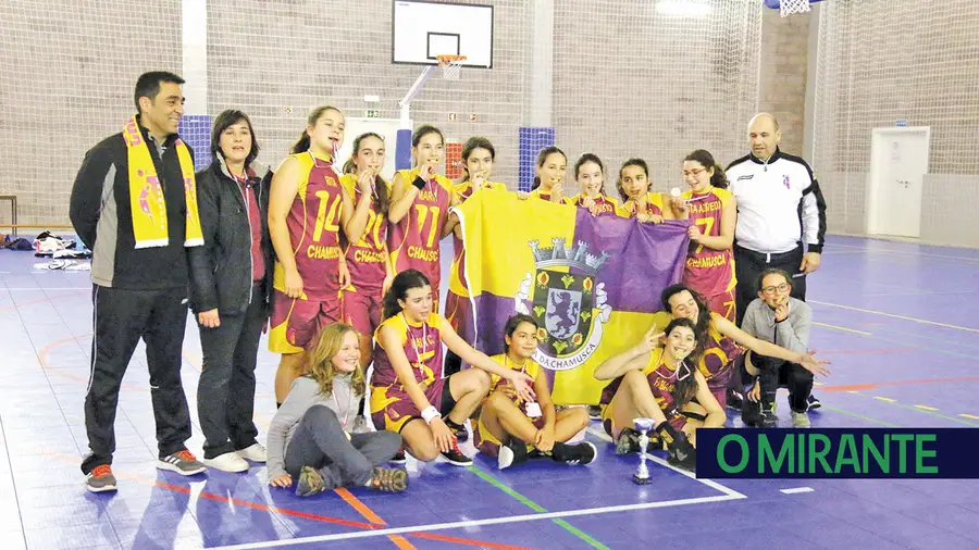 Equipa feminina do Chamusca Basket campeã do inter-regional sub 14