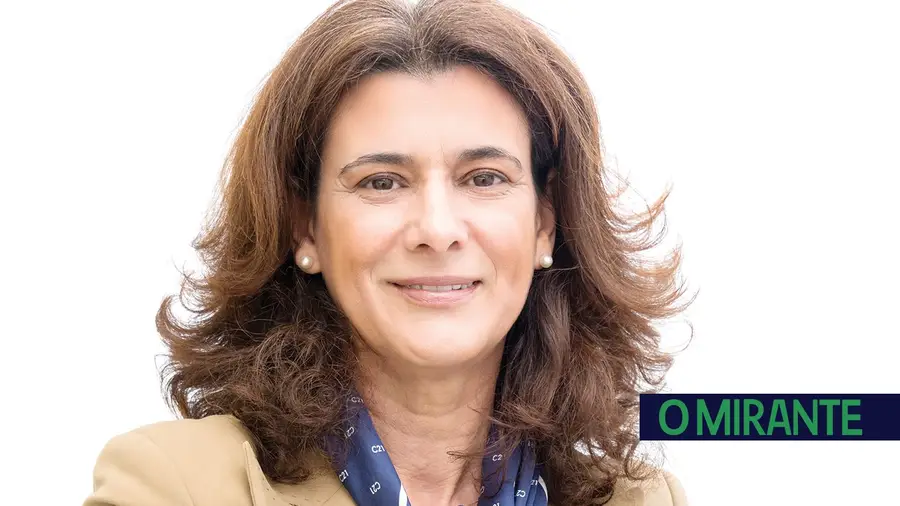 Isabel Antunes Isabel Antunes