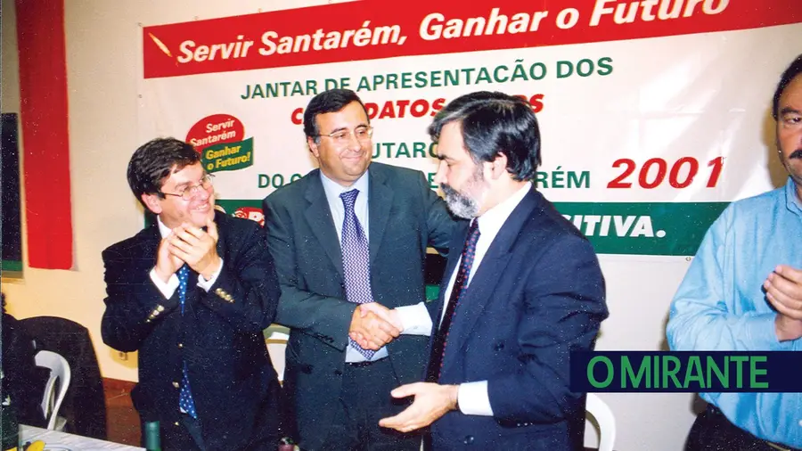 Dos fracos não reza a história! Dos fracos não reza a história!
