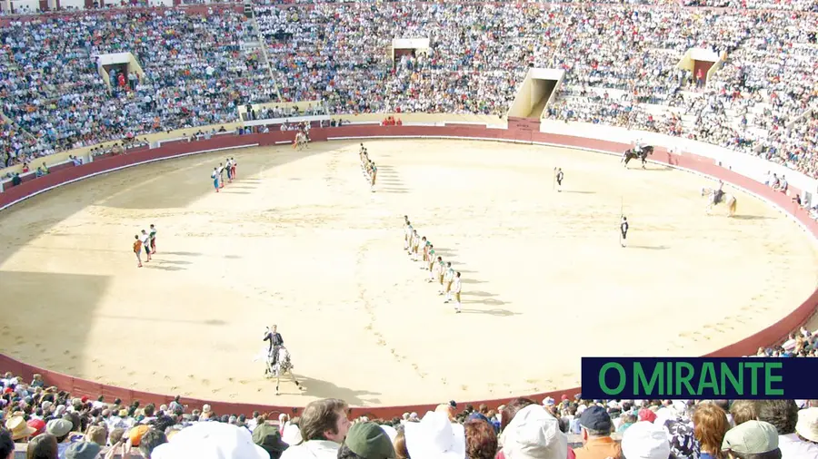 Câmara de Santarém mantém apoio a corridas de touros