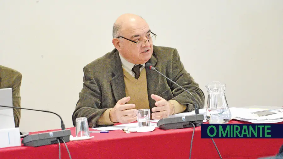 Presidente de Vila Franca de Xira defende nacionalização dos Correios Presidente de Vila Franca de Xira defende nacionalização dos Correios