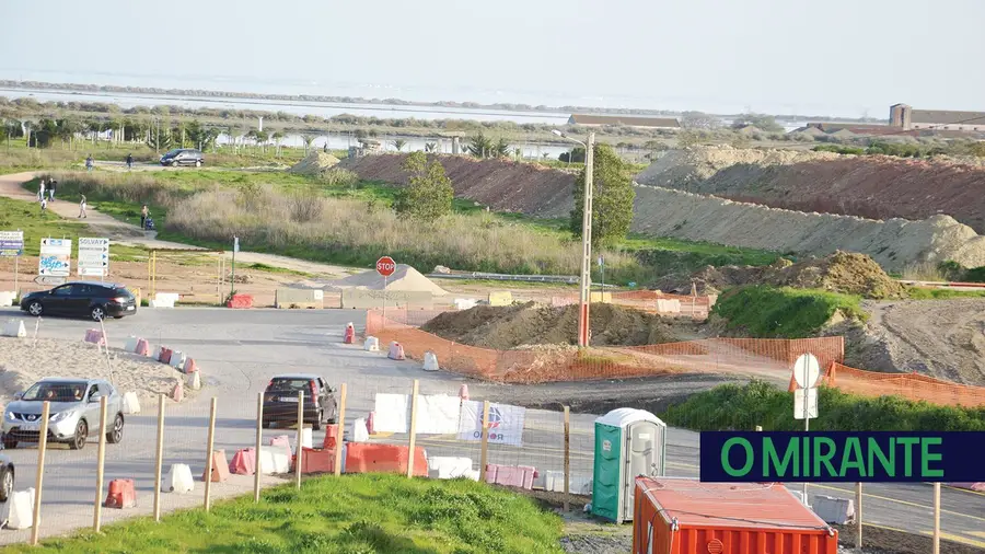 Nova urbanização à beira-Tejo divide opiniões na Póvoa de Santa Iria Nova urbanização à beira-Tejo divide opiniões na Póvoa de Santa Iria