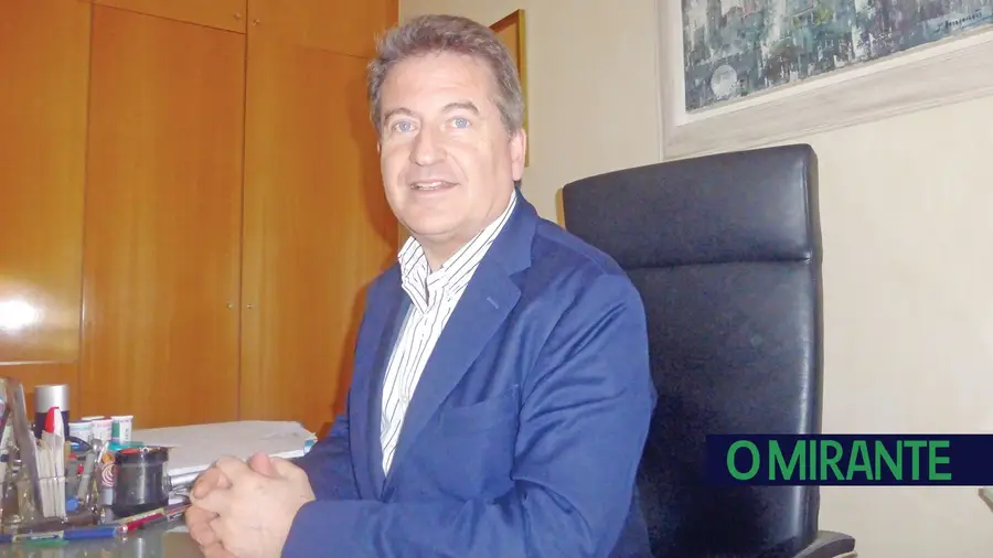 Vítor Martins é o novo director de Cardiologia do Hospital de Santarém Vítor Martins é o novo director de Cardiologia do Hospital de Santarém