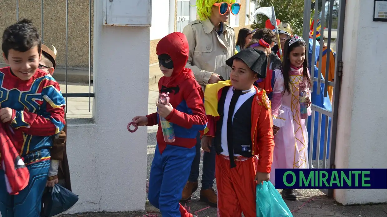 Carnaval das escolas em Mação