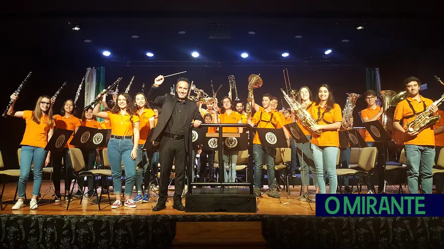 Banda juvenil de Santo Estêvão premiada em Espanha