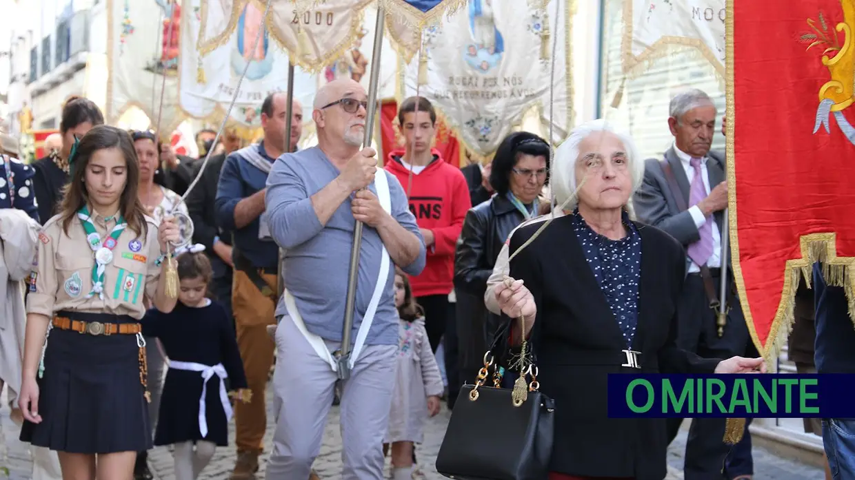 Procissão de S. José percorreu centro histórico de Santarém