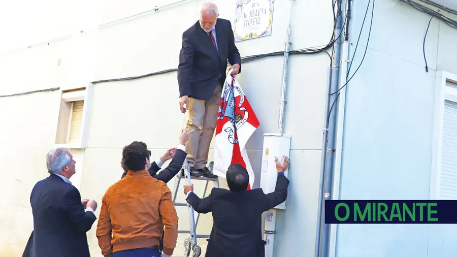 Um autarca cheio de genica. Um autarca cheio de genica.