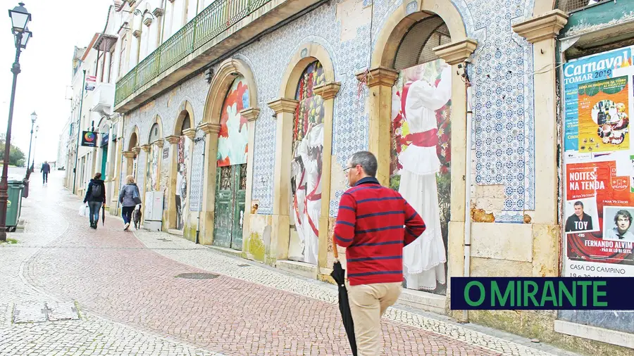 Convento de Santa Iria e ex-Colégio Feminino à venda