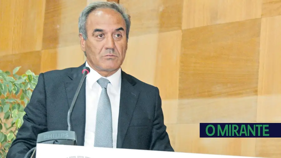 José Eduardo Carvalho justifica “gestão silenciosa” na direcção da AIP/CCI José Eduardo Carvalho justifica “gestão silenciosa” na direcção da AIP/CCI