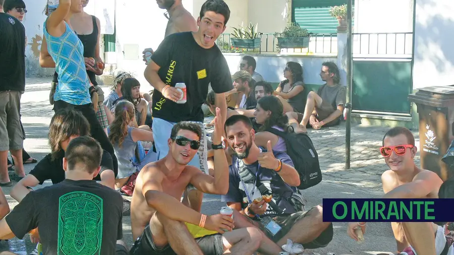 Bons Sons vai para a décima edição ao serviço da música portuguesa Bons Sons vai para a décima edição ao serviço da música portuguesa
