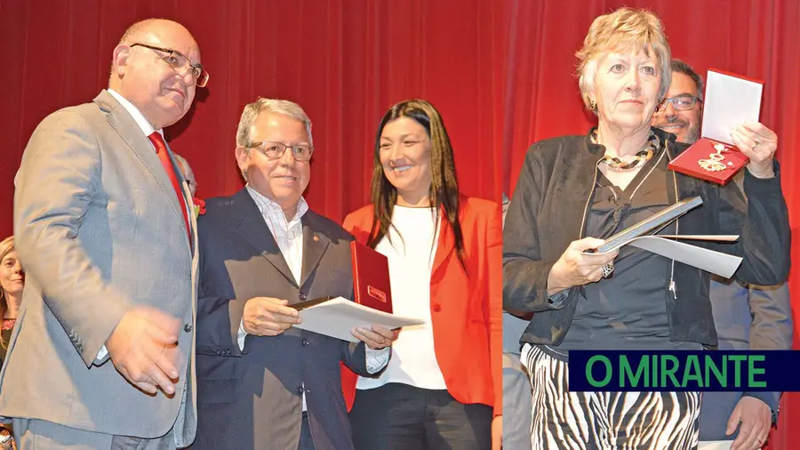 Vila Franca de Xira despediu-se de Abril entregando medalhas a 45 personalidades Vila Franca de Xira despediu-se de Abril entregando medalhas a 45 personalidades