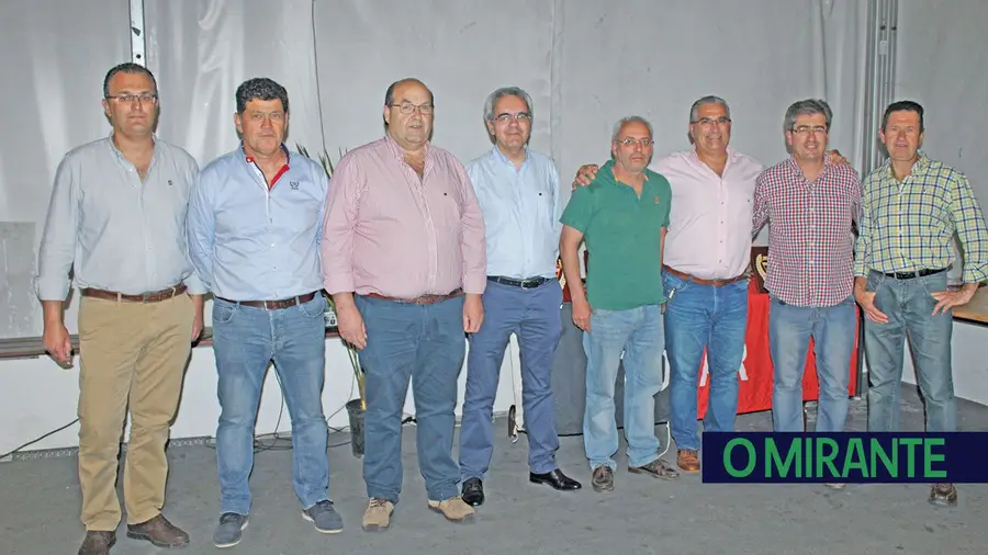 Um campo de futebol e uma sede eram as prendas ideais para o União de Tomar Um campo de futebol e uma sede eram as prendas ideais para o União de Tomar