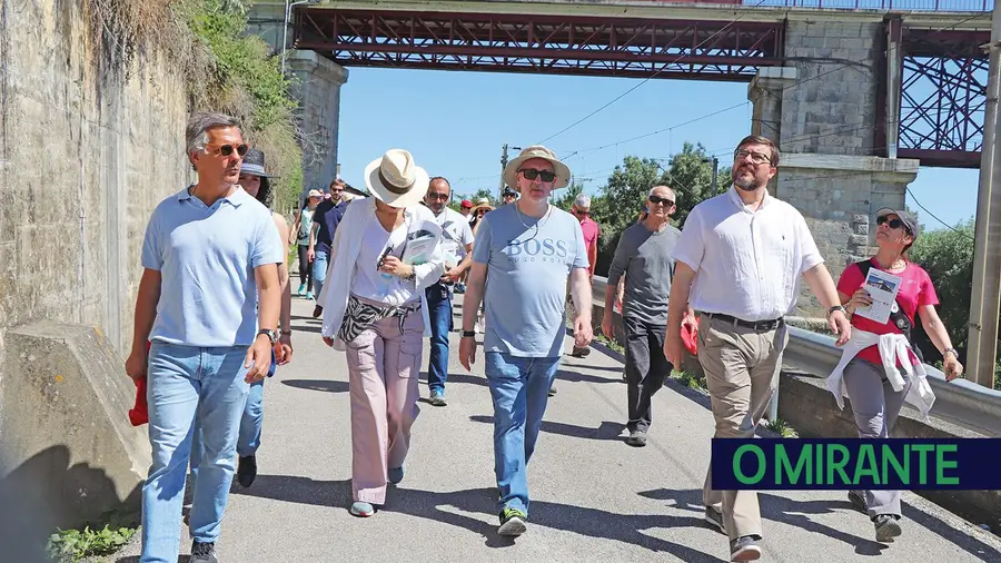 Santarém inaugura percurso pedestre do planalto ao Tejo Santarém inaugura percurso pedestre do planalto ao Tejo