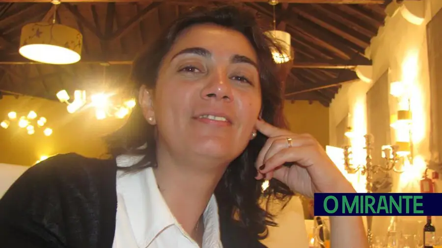 Professora de Abrantes diz que matou o marido porque este a violentava Professora de Abrantes diz que matou o marido porque este a violentava