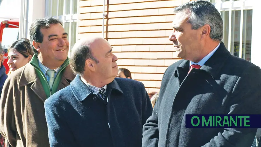 Presidente dos bombeiros do Entroncamento acusa câmara de falta de apoio Presidente dos bombeiros do Entroncamento acusa câmara de falta de apoio