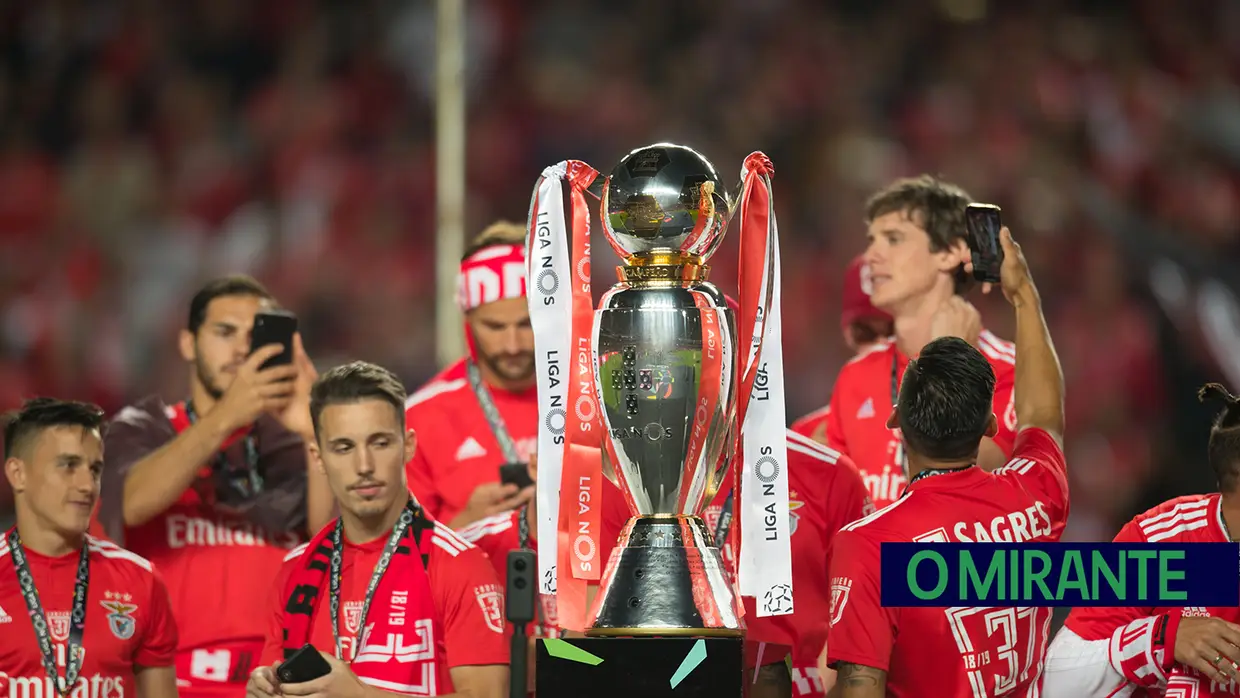 O jogo do 37ª título de campeão nacional do Benfica contra o Santa Clara