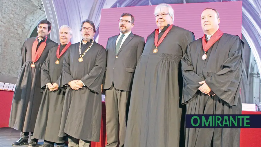 Dia do Advogado em Santarém com críticas ao poder político