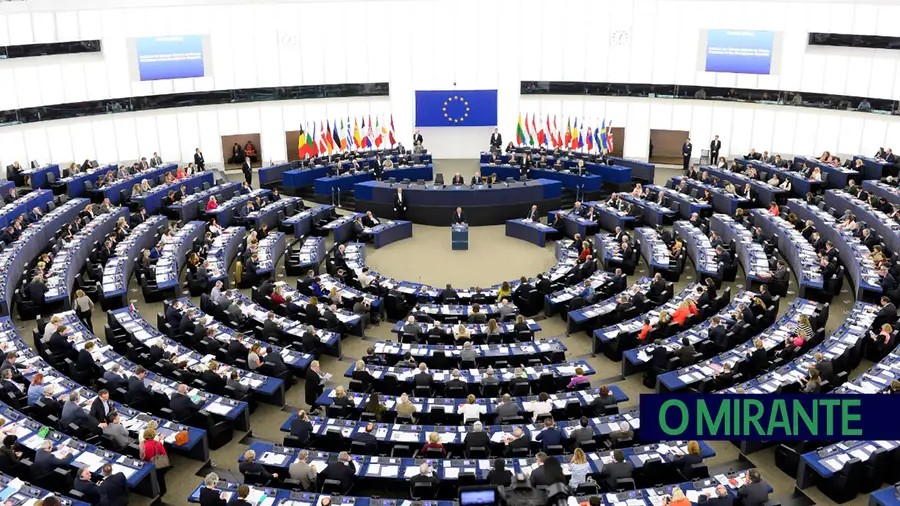 Hoje votamos os 21 deputados portugueses para o Parlamento Europeu
